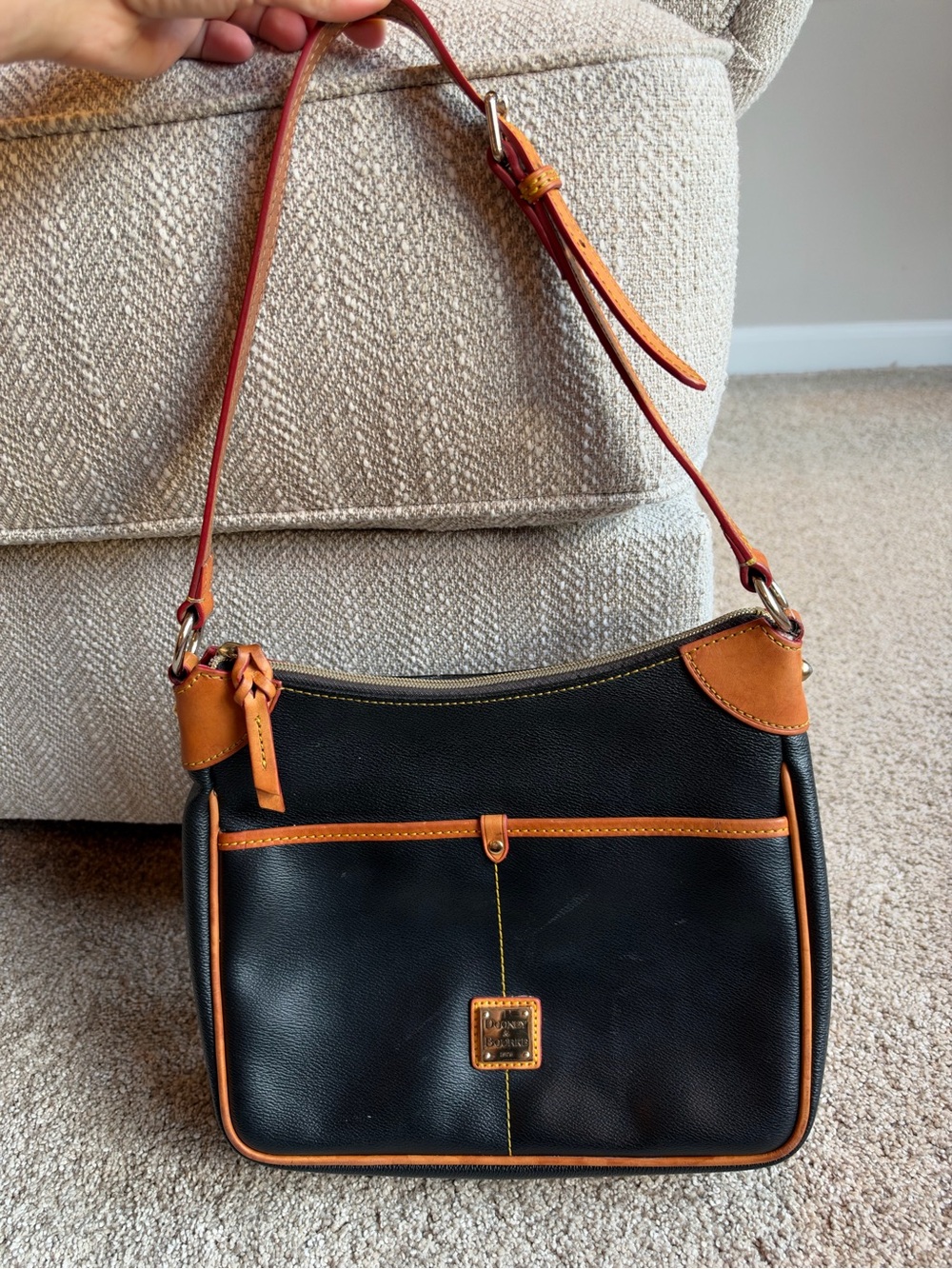 Dooney & Bourke Black Leather Shoulder Bag 🖤🤎